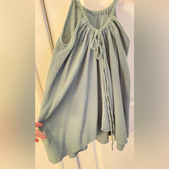 SHEIN green tunic with tie front, size M. - Picture 2 of 6